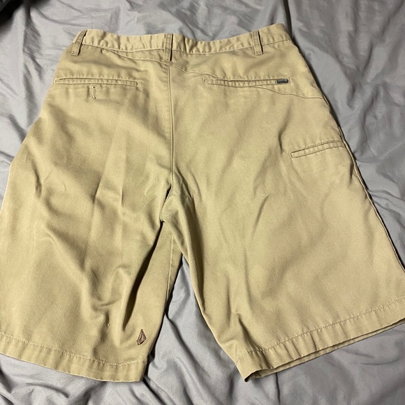 Volcom Shorts - Picture 3 of 3